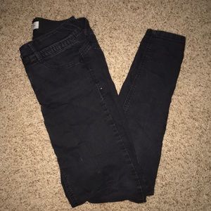 Black pants/ jeans barely worn size 3